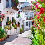 Lovely Casa Del Sol Close To The Beach And Puerto Marina